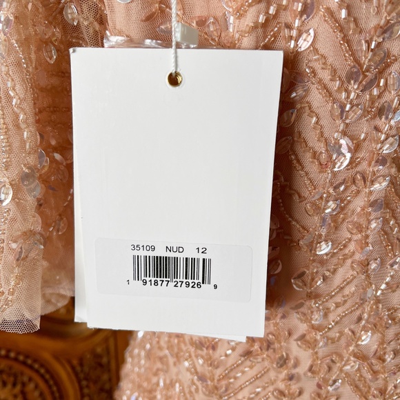 NWT Mac Duggal 35109 Nude Pink Size 12 Embellished Flutter Sleeve Gown Dress - Picture 5 of 9